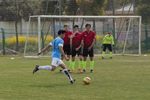 Kercio freekick